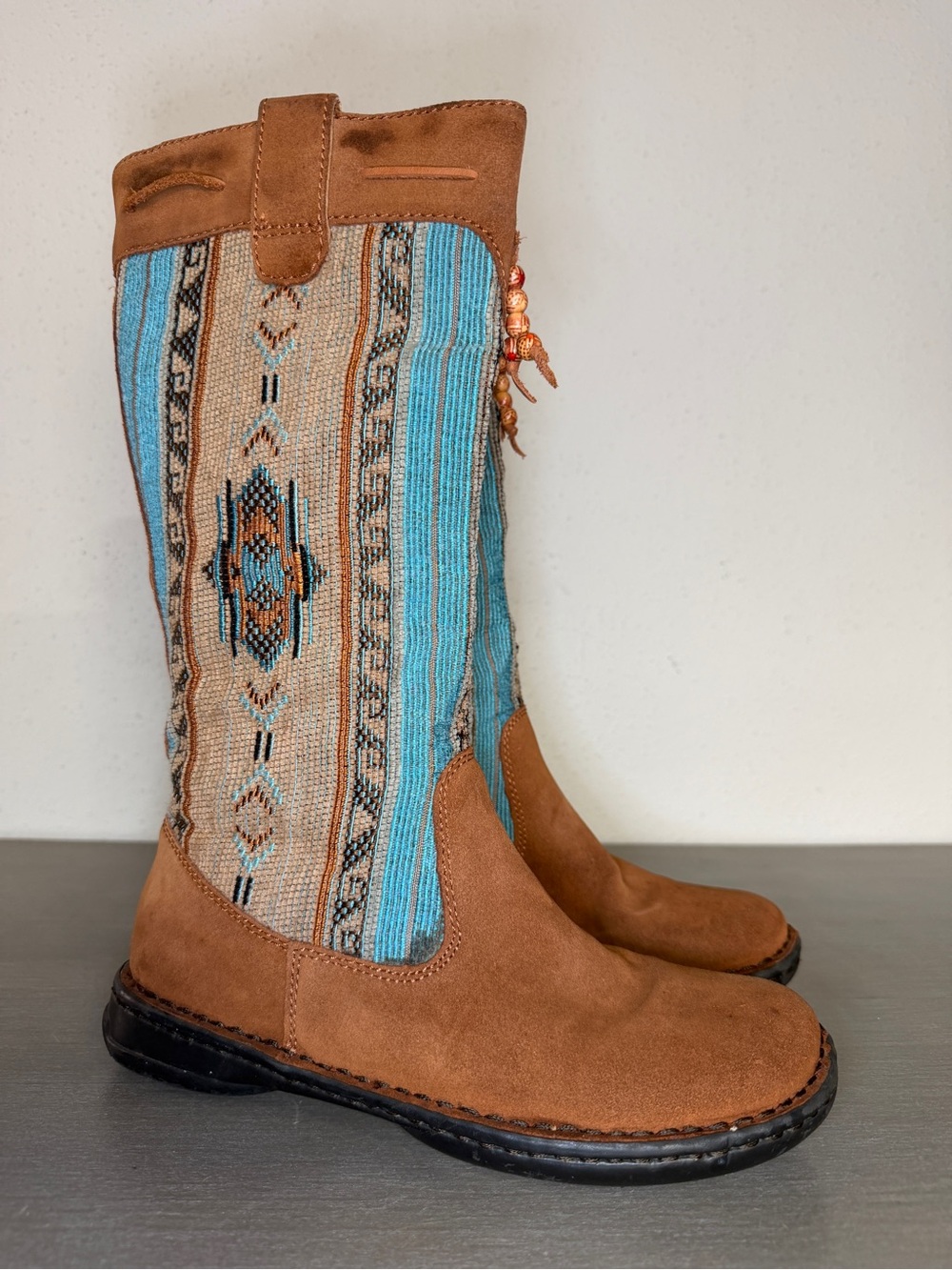 Vintage Seychelles Leather Aztec Southwestern Cowboy Tapestry Boots Women sz 7